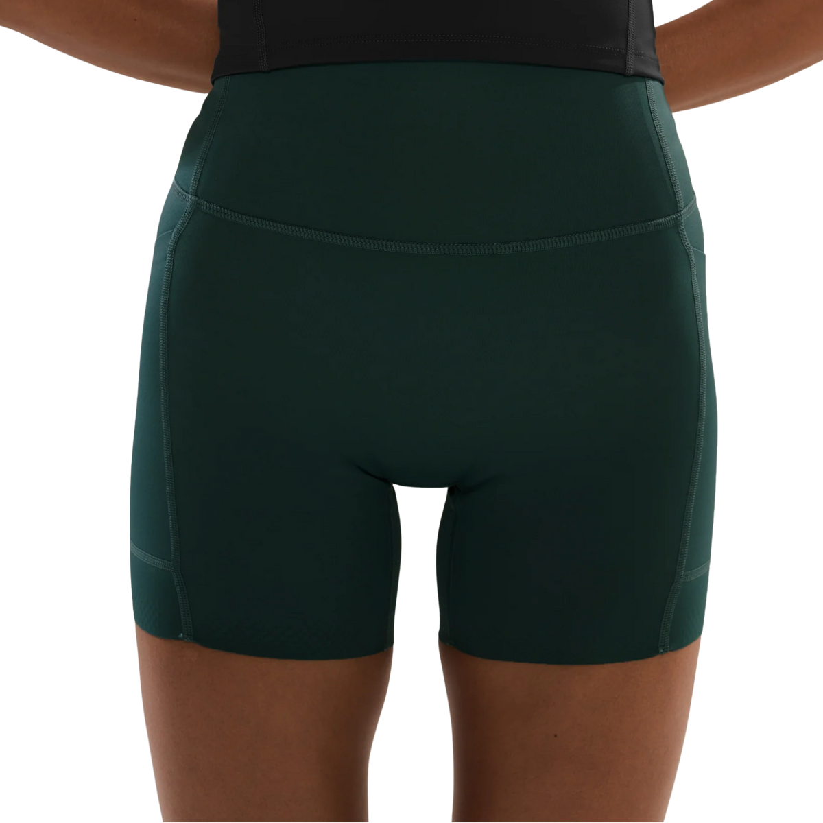 42CompressionShortsinStrike_1