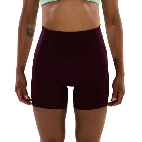 42CompressionShortsinWinetasting_4