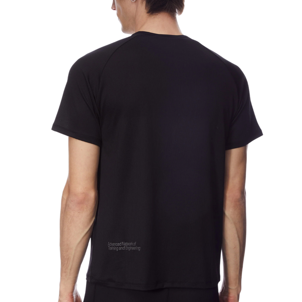 ANTEELITET-SHIRT-BLACK2