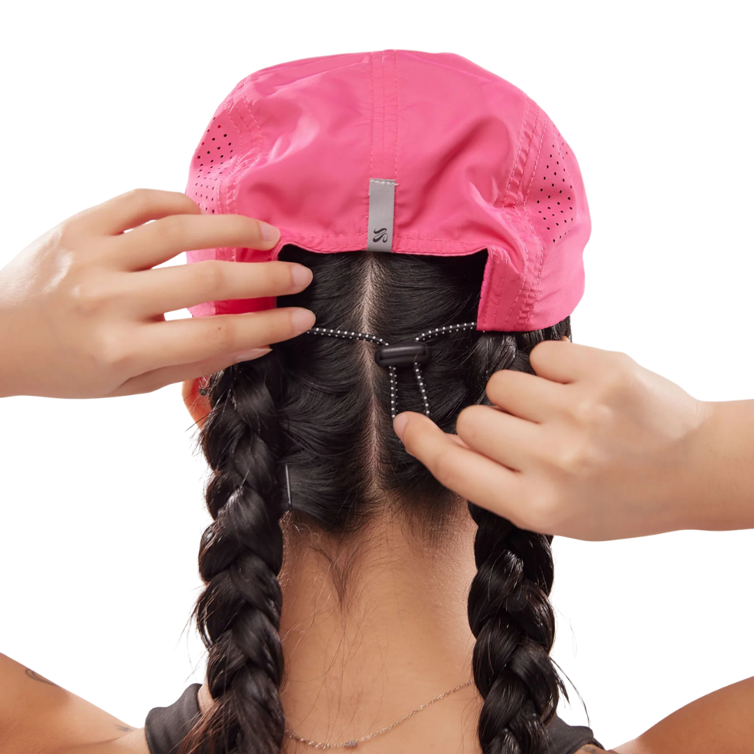 ANYARunCap_UVProtection_-Hottie2