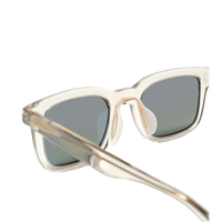 ARTICLEONE_HANLEY_ Crystal w/Polarized Green Lenses_Side1