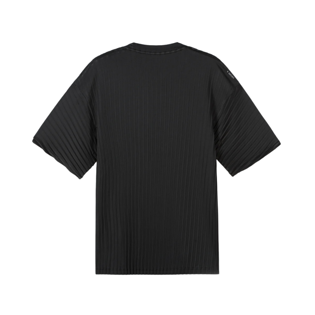 AuraLitePleatedTShirtBlack2