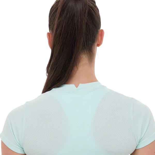 BanditRunning_MercurySeamlessWomensCropTee_MintyBlue4