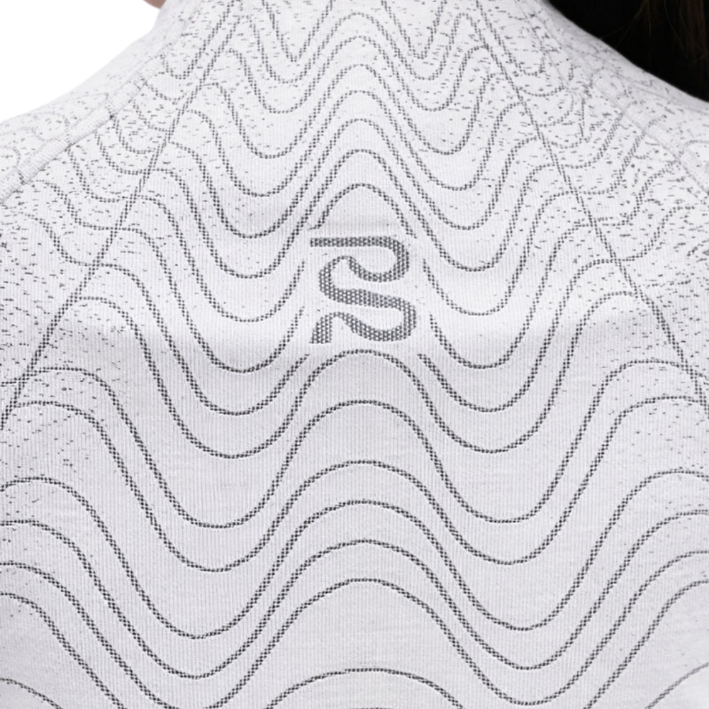 BANDIT RUNNING Women's Aceno Quarter Zip - Ash