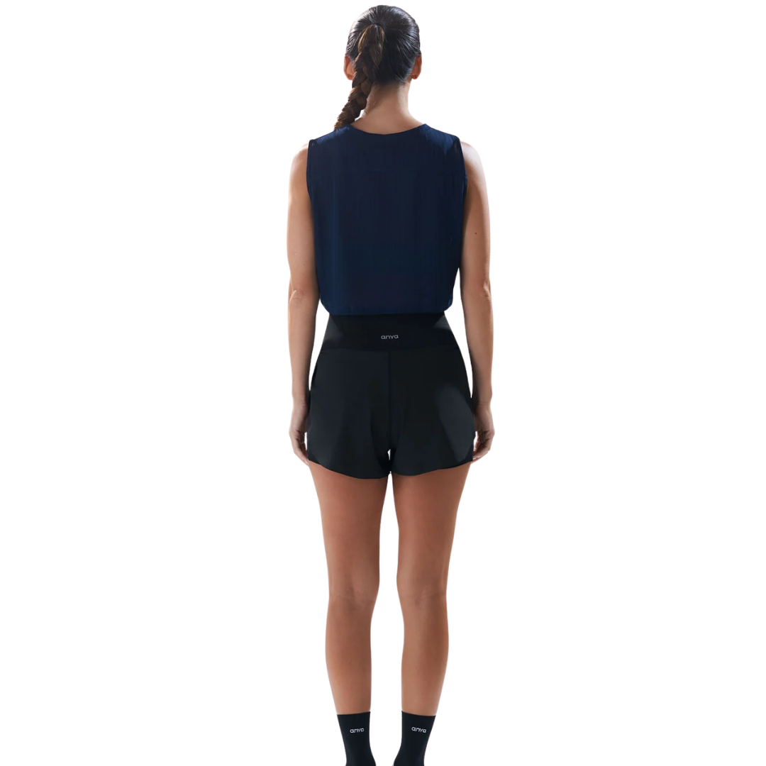 BoxyMuscleTankinDive4