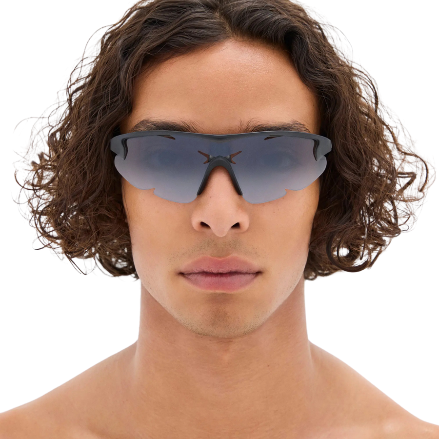 DistrictVision_PAFJunyaRacer-OffBlack_D_GrayGradientLens_4