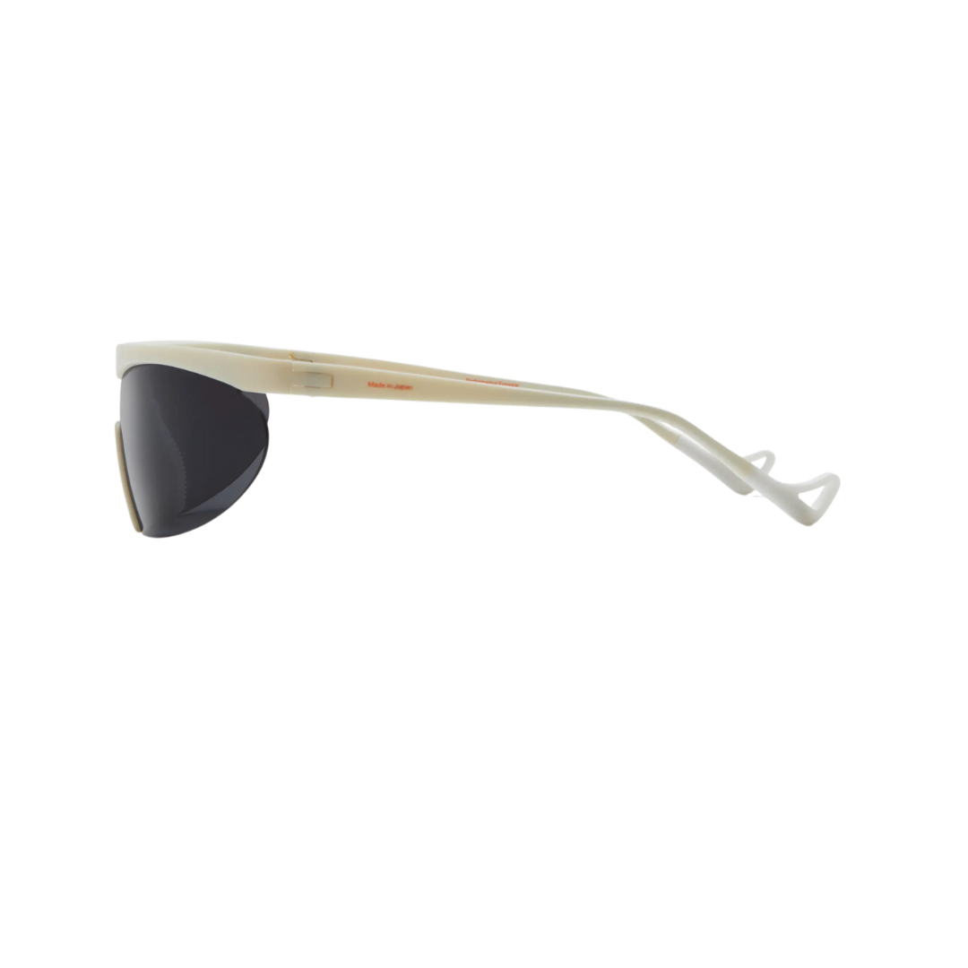 DistrictVision_KoharuEclipse_Limestone/D+ Onyx Mirror_Side