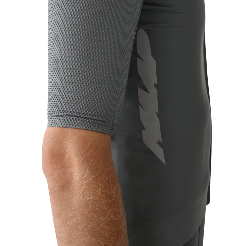 MAAP_EclipseProRaceJersey_Pewter_Side