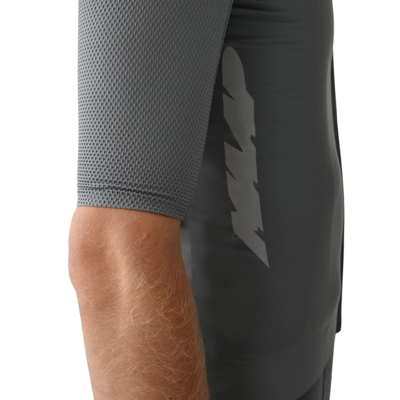MAAP_EclipseProRaceJersey_Pewter_Side