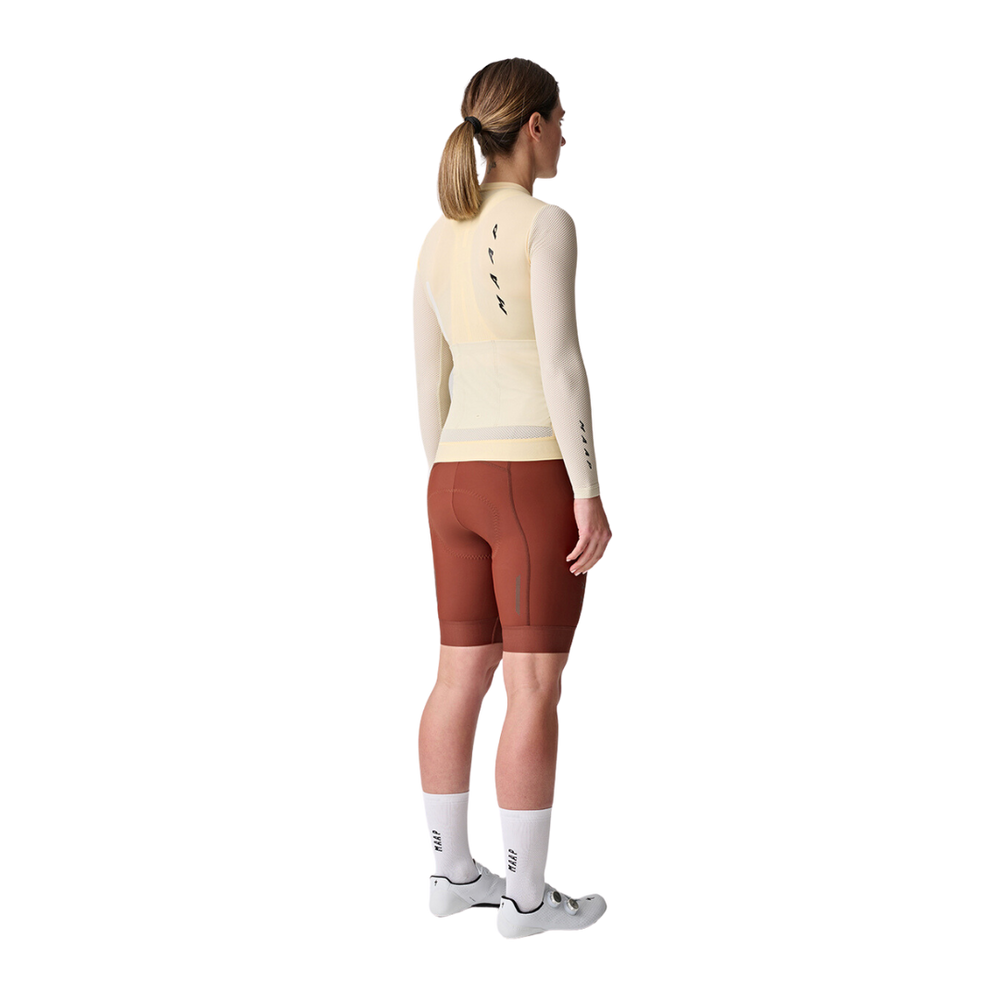 MAAP-Women_sEvadeProBaseLSJersey2.0-Sandstone_Limestone3
