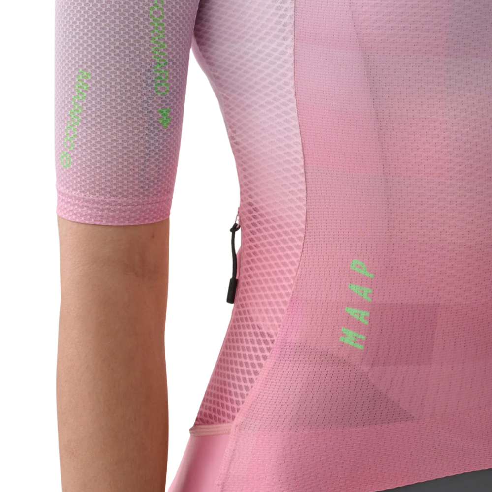 MAAP-Women_sProAirJersey3.0-Rosa4