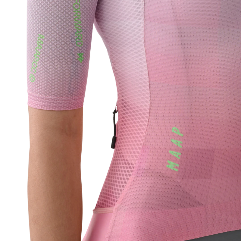 MAAP-Women_sProAirJersey3.0-Rosa4