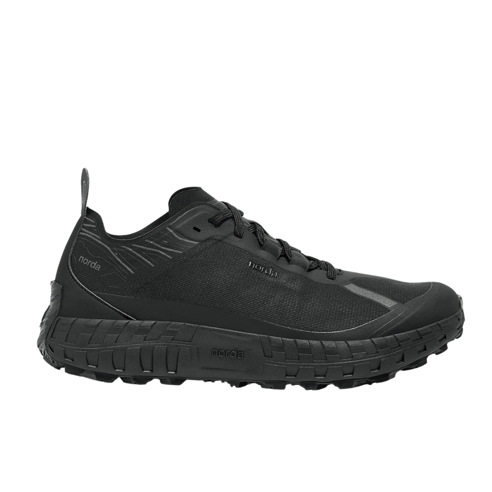 NORDA-Shoes001AMen_STEALTHBLACK1