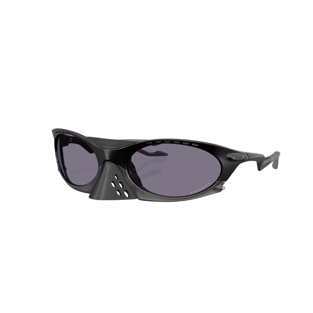OAKLEYPlantarisPrizmgreyLenses_matteblackFrame3