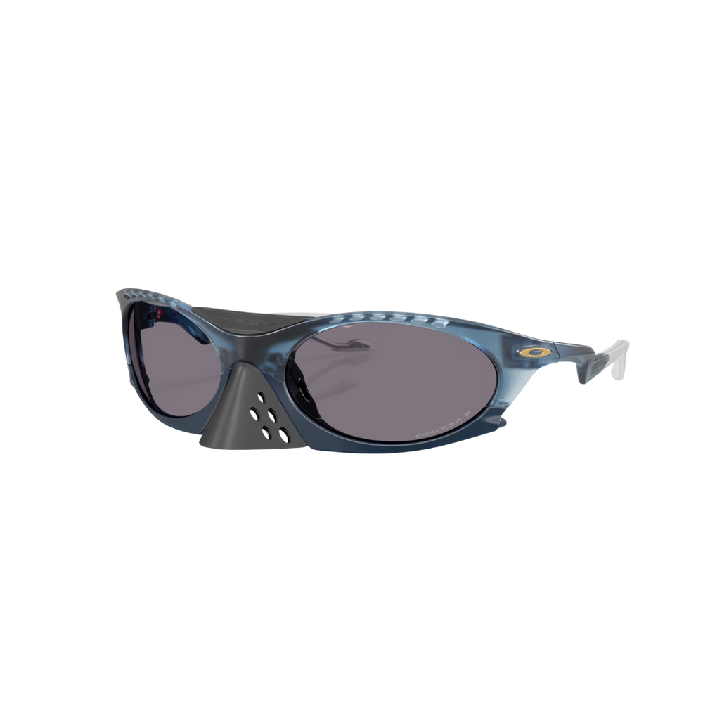 OakleyPlantarisMatteTransAbyss_PrizmGreyPolar_3