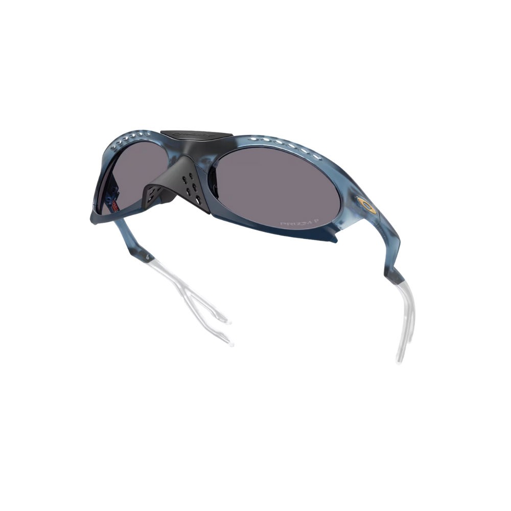 OakleyPlantarisMatteTransAbyss_PrizmGreyPolar_4