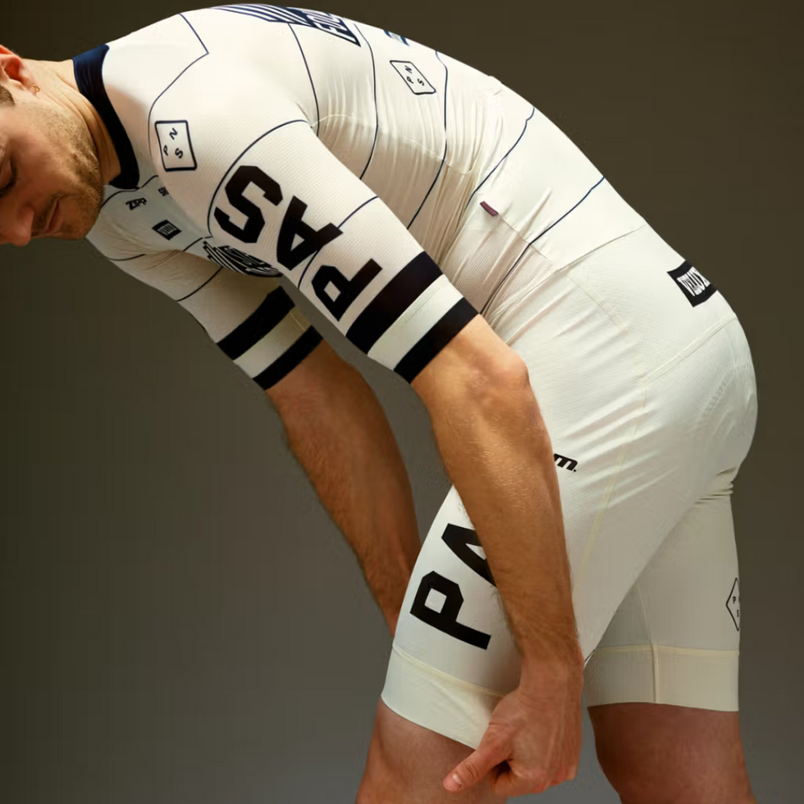 PasNormalStudios_STFRMechanism_Speedsuit_OffWhite_Side1