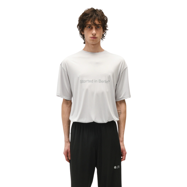 OPTIMISTIC RUNNERS Recycled Started In Berlin™ T-Shirt - COOL GREY