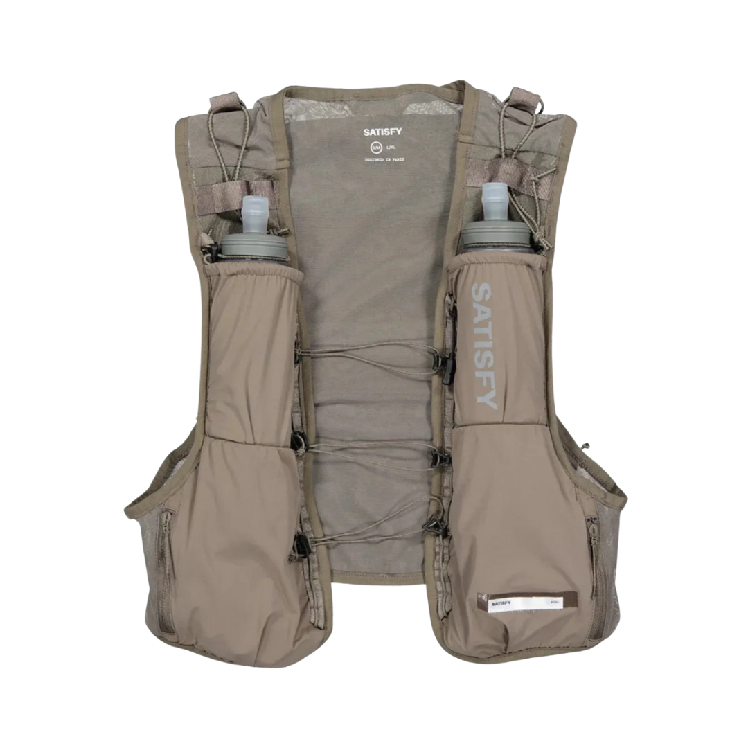 SatisfyRunning_JusticeHydration_Vest_Falcon_Front