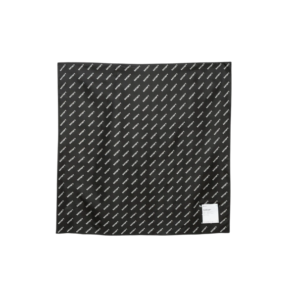 Satisfy Running SoftCell Carre de Soie - Black SA