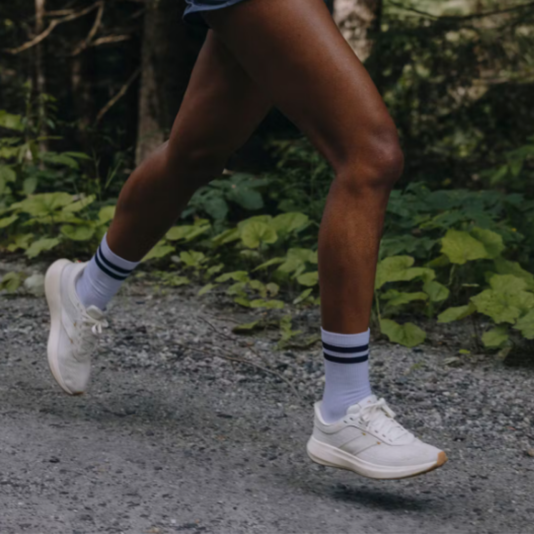 TRACKSMITHMerinoTubeSocksWhite_Navy2