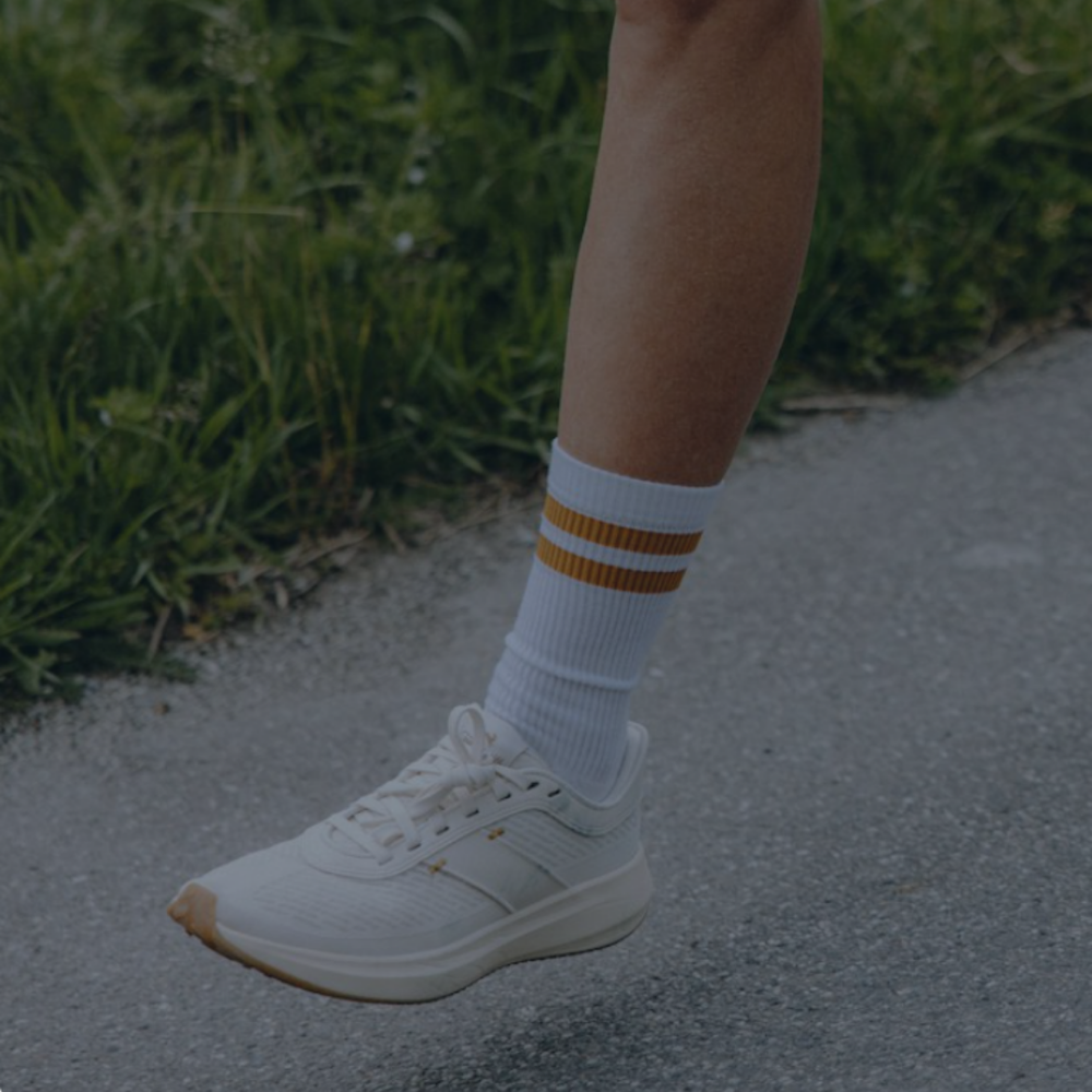 TRACKSMITHMerinoTubeSocksWhite_Navy4