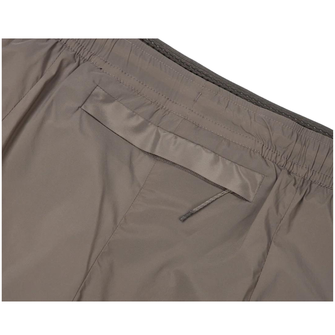 SatisfyRunning_Trail_Cap_QUICKSAND_Pocketoutside
