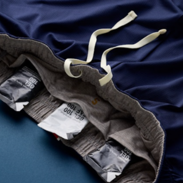 WOMEN_STWILIGHTSPLITSHORTSEVERGREEN-NAVY2