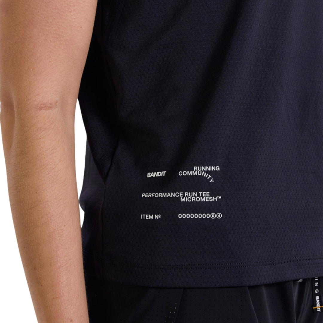 Women_sMicromesh_RunTee-Black3
