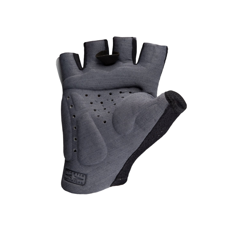 Q36.5_womens_uniquegloves_black_FRONT